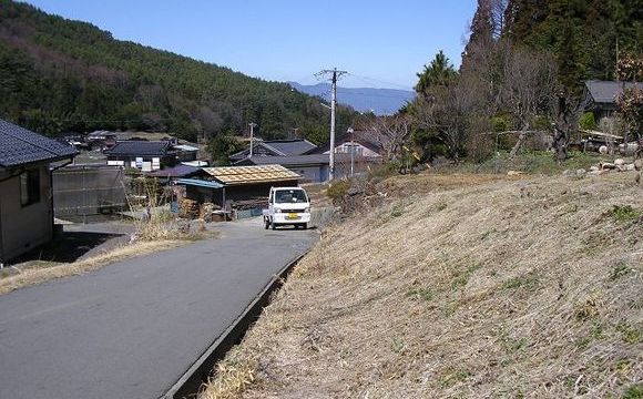土地と道路付き