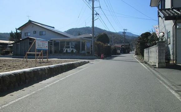 公道と接道の様子(反対側)