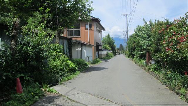 東側より、北側道路付き(正面には中央アルプスが観えます)