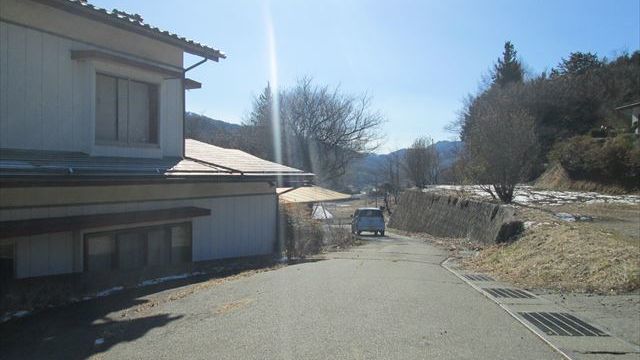 西側道路付き(北側より見る)