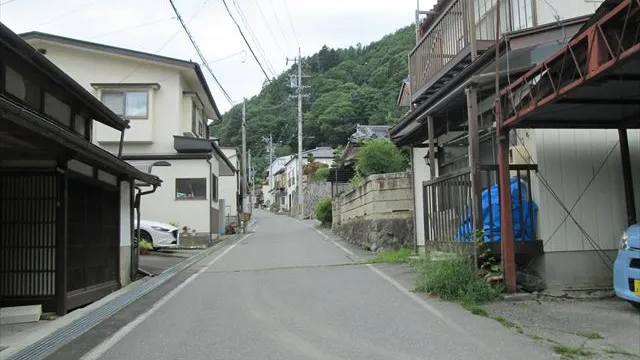 東側より(南側道路付き)