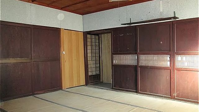 1階 居間(別角度から)