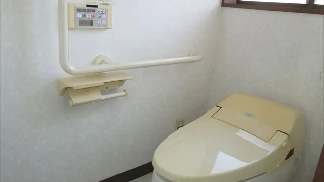 ウォシュレット付き水洗トイレ(公共下水道)